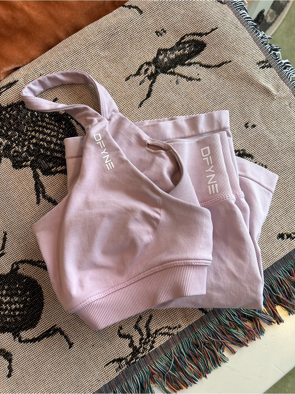 DFYNE ACTIVE LIGHT PINK SET!! LARGE Shorts & SMALL Bra - Picture 3 of 10